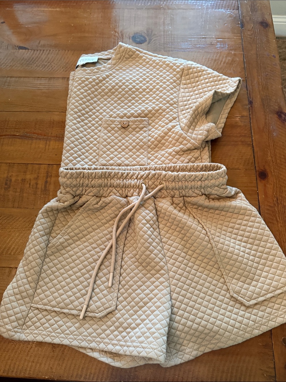 Velvet beige quilted short sleeve top by Velvet - Picture 2 of 4